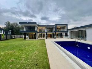 5 bedroom Houses for rent Nyari, Nairobi  Nyari Nairobi