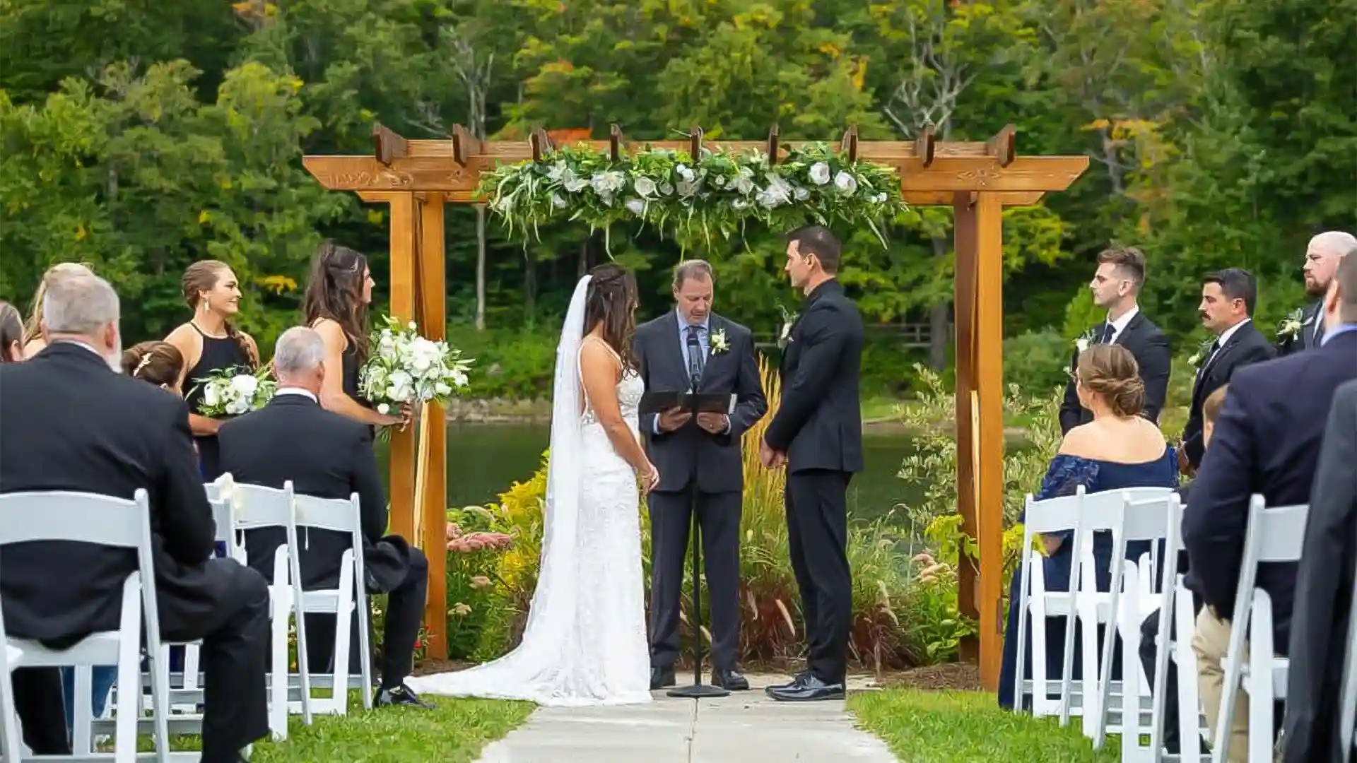 Median vs. Average Wedding Cost: What Most Couples Actually Spend