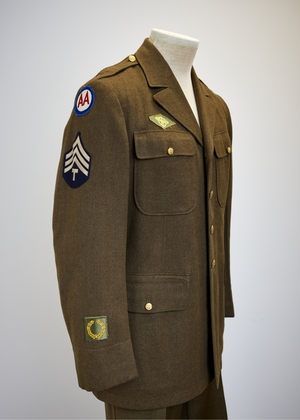Exquisite Costumes:: WWII Army Dress Uniform Rentals Exquisite Costumes:: WWII Army Dress Uniform Rentals