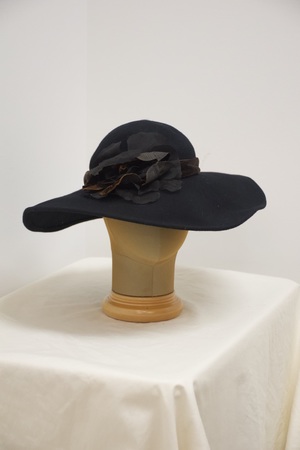 Women's Black Wide Brimmed Hat with Flower