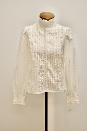 Vintage White Long Sleeved Victorian Blouse