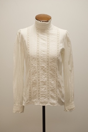 Victorian/Edwardian Women's Long Sleeved White Blouse