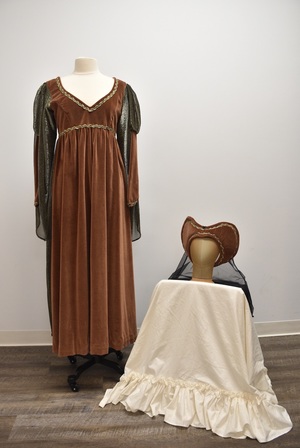 Chocolate Brown Velvet Medieval/Renaissance Gown