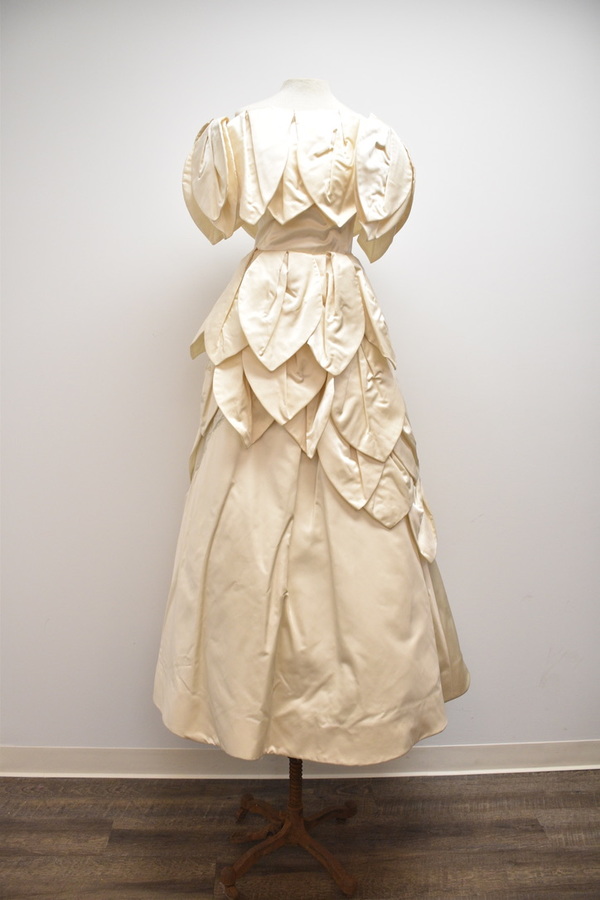 Exquisite Costumes:: Rent Vintage White Ballgown for Events Today