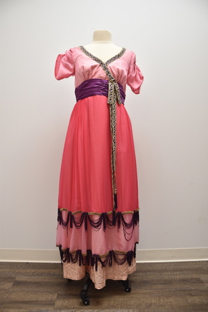 red titanic dress Titanic dress