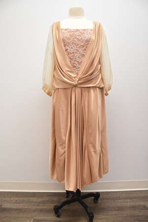 1920's Beige and Lace Dress