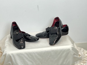Vintage black tie shoes