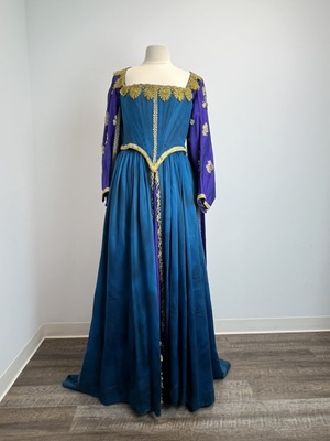 Rent Medieval & Renaissance Costumes | Exquisite Costumes