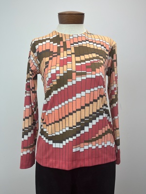 1970's Pink and Brown Geometric Pattern Pullover Shirt
