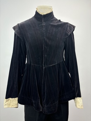 Black Velvet Lace Collar Doublet