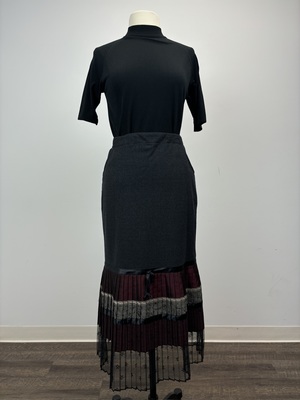 Vintage Charcoal Grey Wool Skirt with Pleated hem
