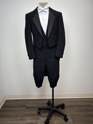 Vintage White Tie Tailcoat and Pants/Breeches Ensemble 40R, 40XL