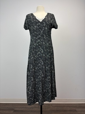 1930s Black Floral Pattern Dress with Lace Trim