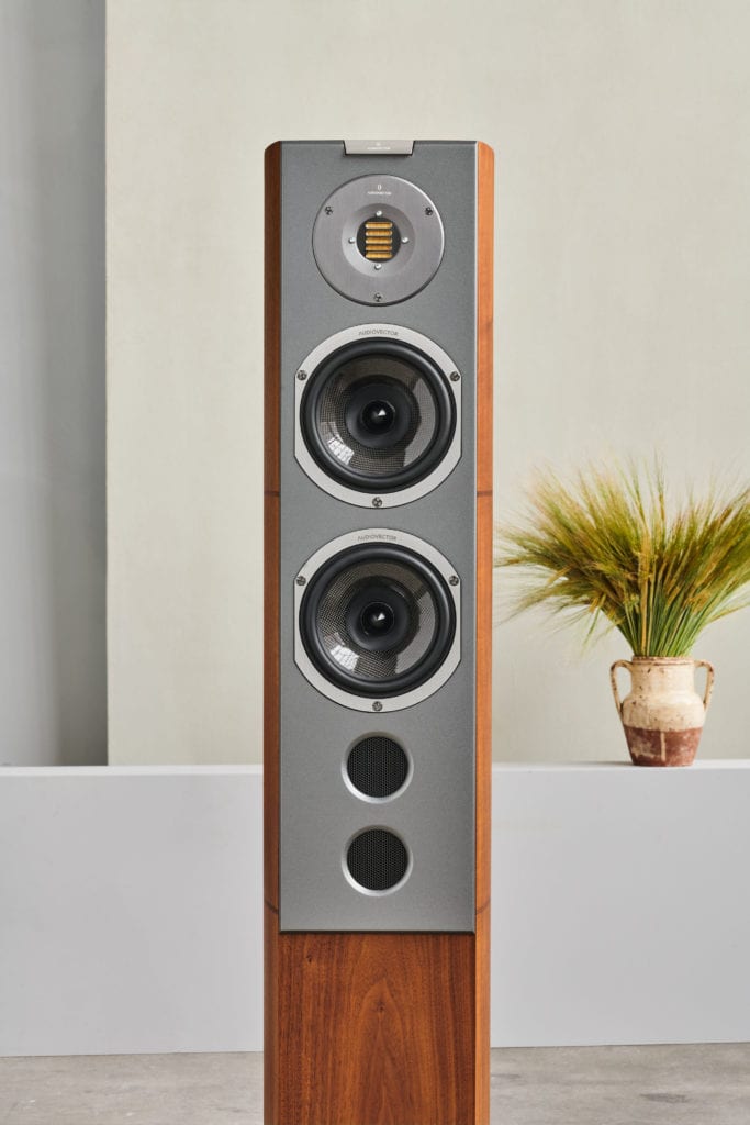 AUDIOVECTOR_R6_front