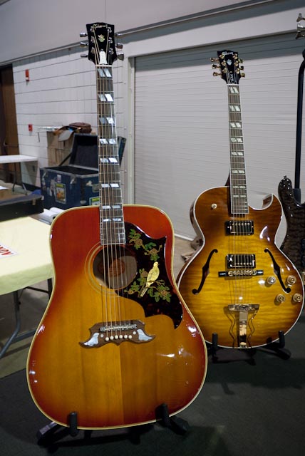 The Arlington, Texas, Guitar Show &#8211; Big Fun &#8211; Great Guitars