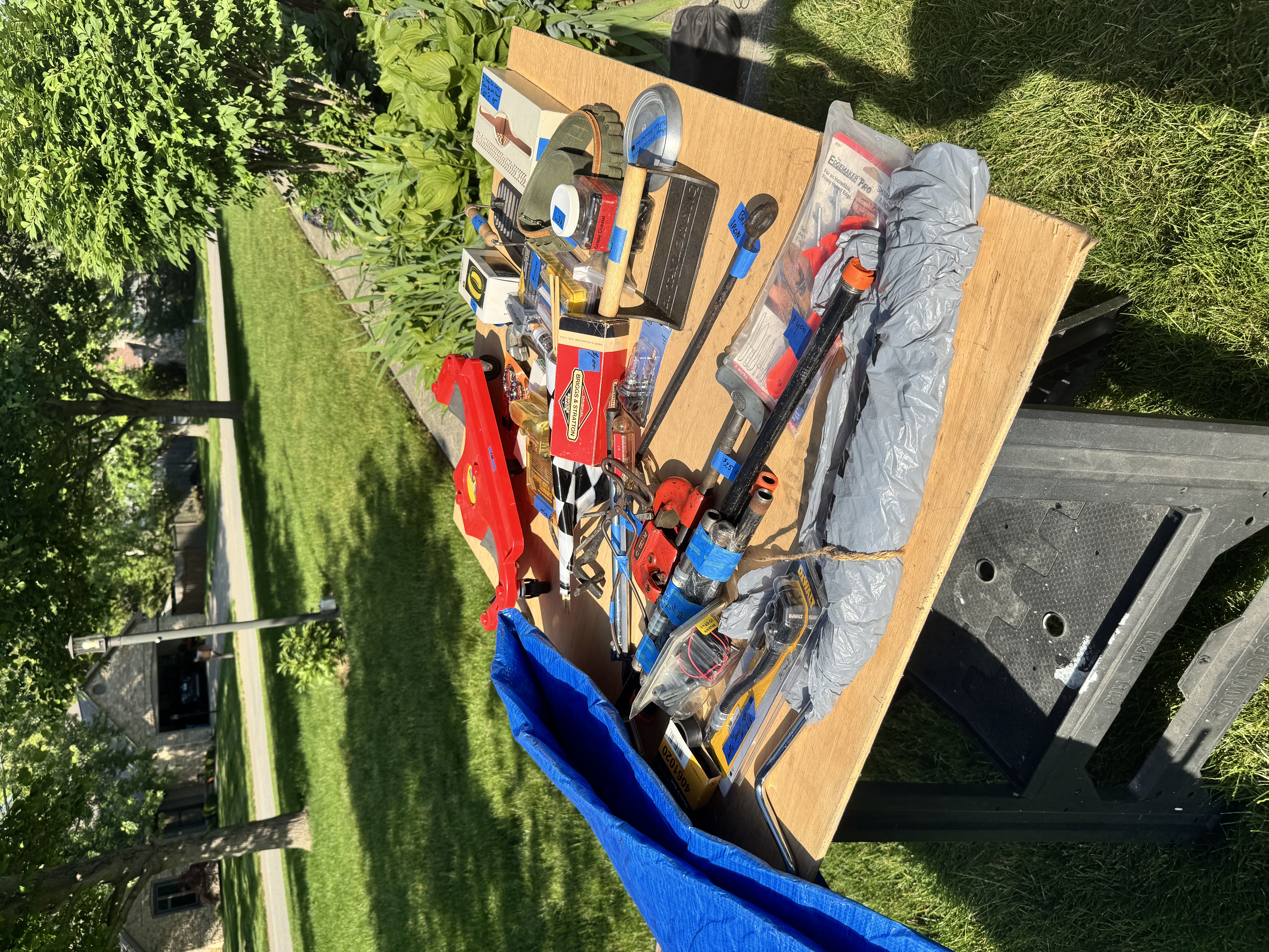 Neighborhood Sale/Garage Sale photo