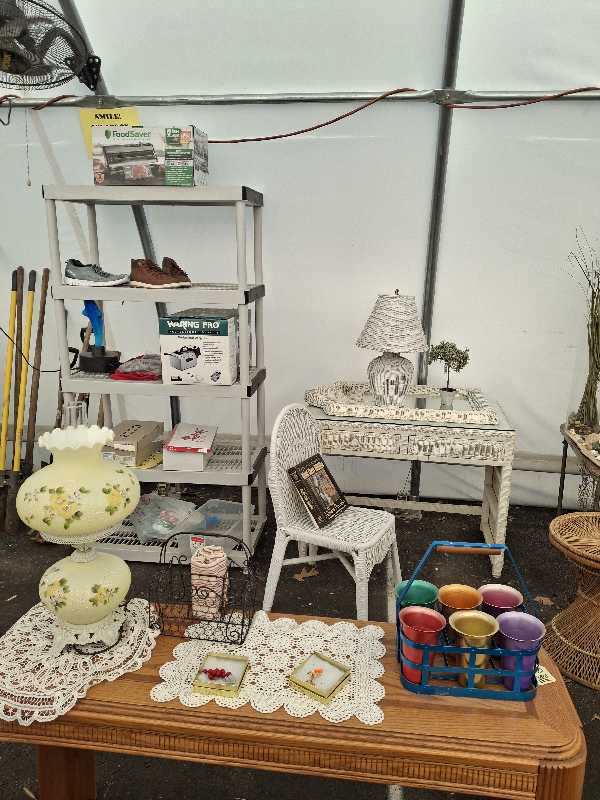 COMMUNITY YARDSALE photo