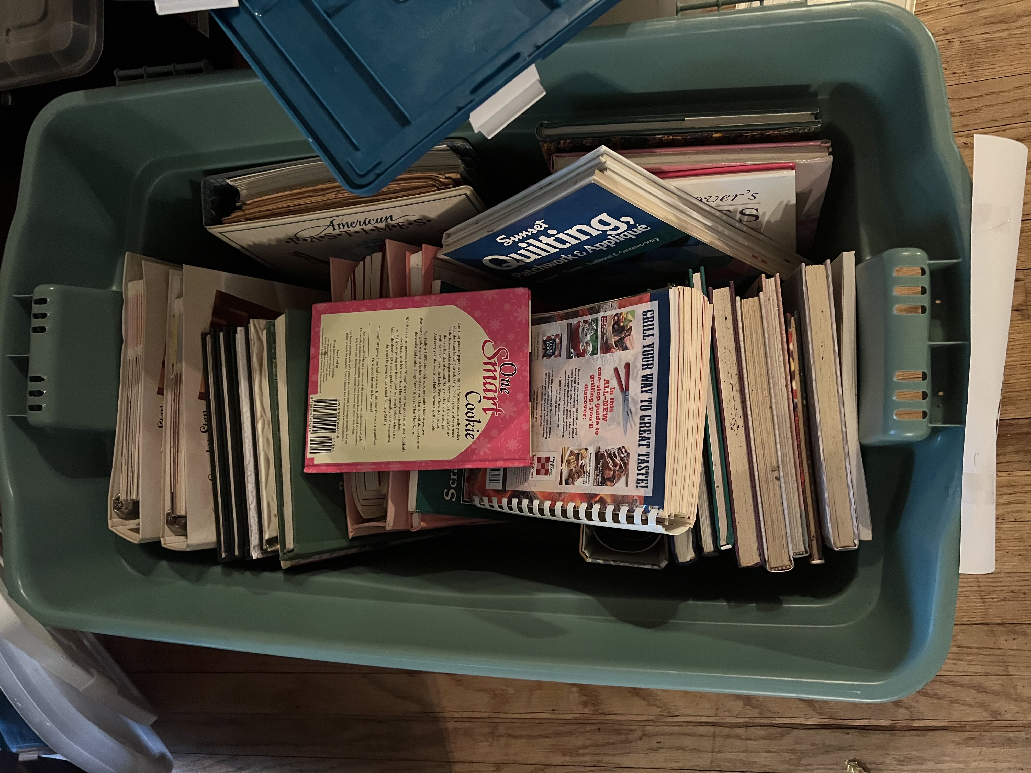 yard/estate sale photo