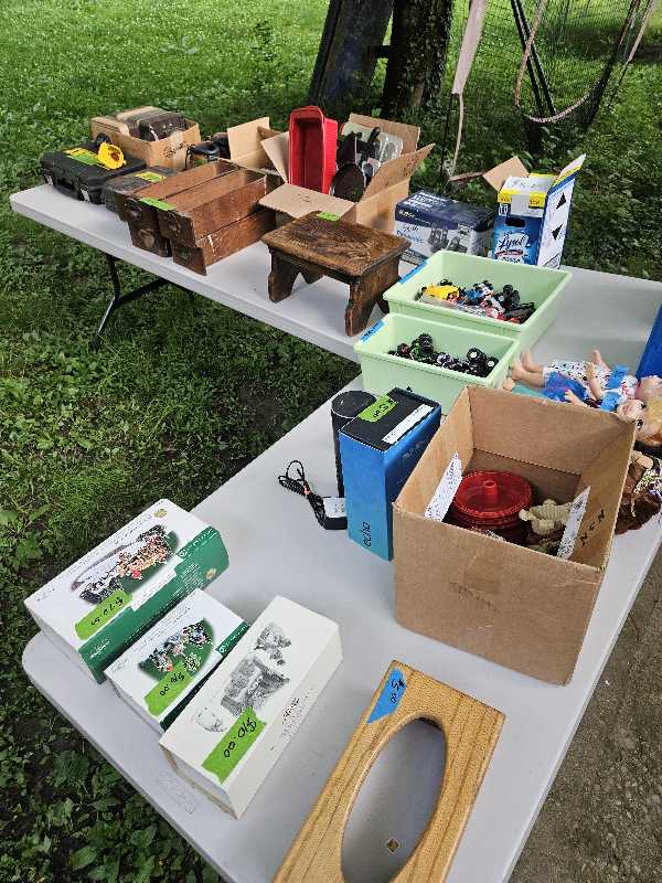 Yard Sale photo