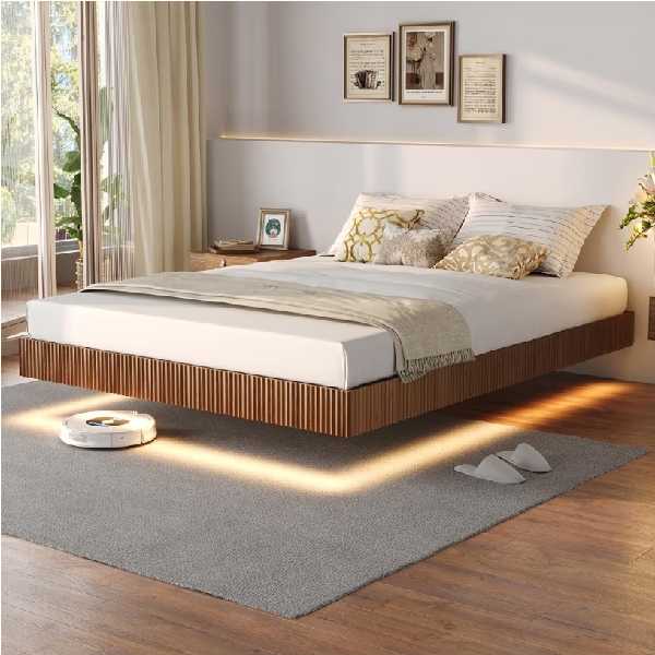 Selling because I'm moving. The Mattress is in excellent conditions, no stains, no odor, always used photo