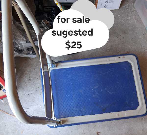 Unit 4 Pop Up Name Your Price Sale photo