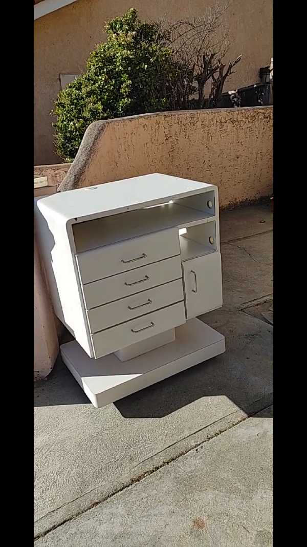 Garage sale photo