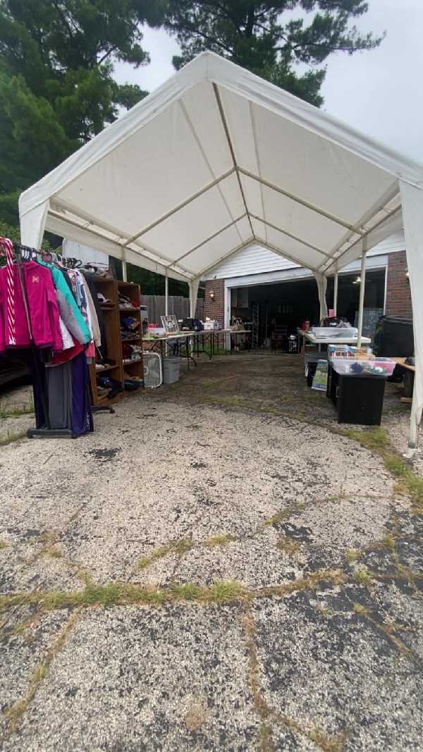 Garage sale photo