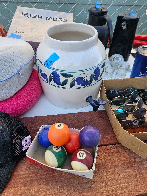 Yard Sale-Friday ONLY 7am-7pm photo