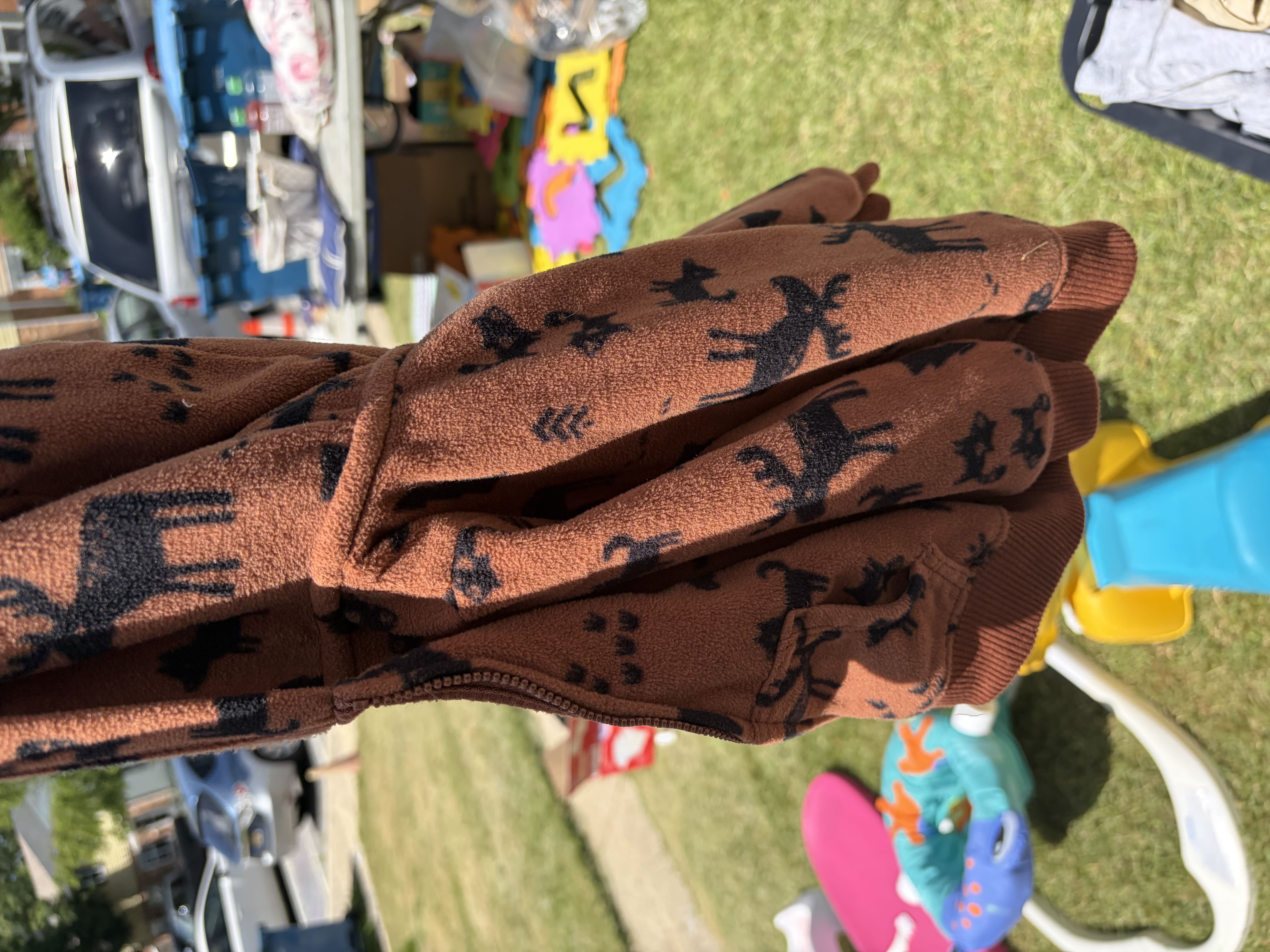 Yard sale photo