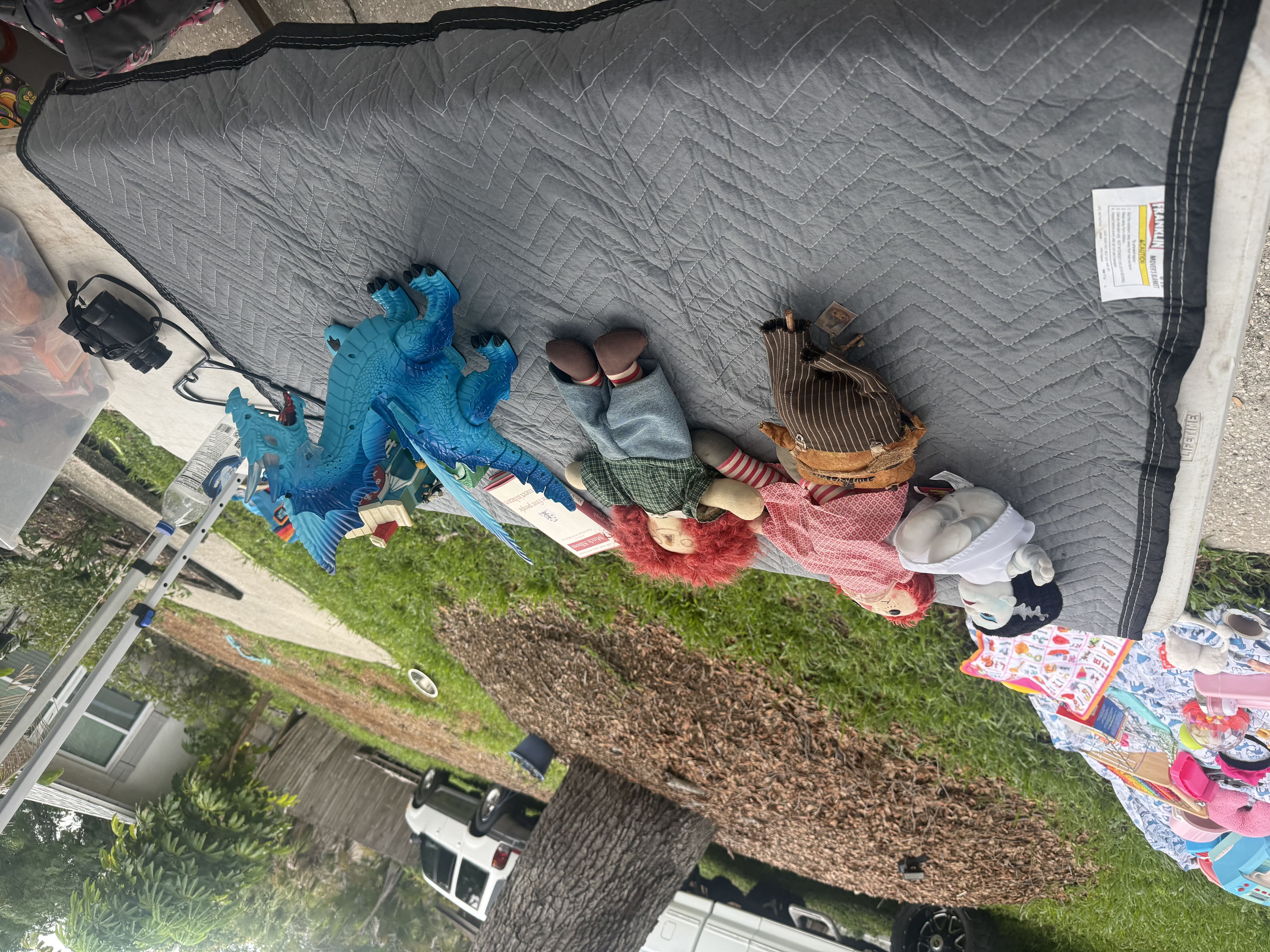 Estate Yard Sale! 8:00-3:00 photo