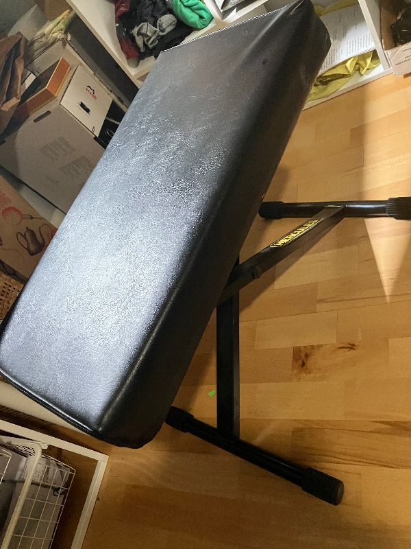 Multi-family/moving yard sale photo