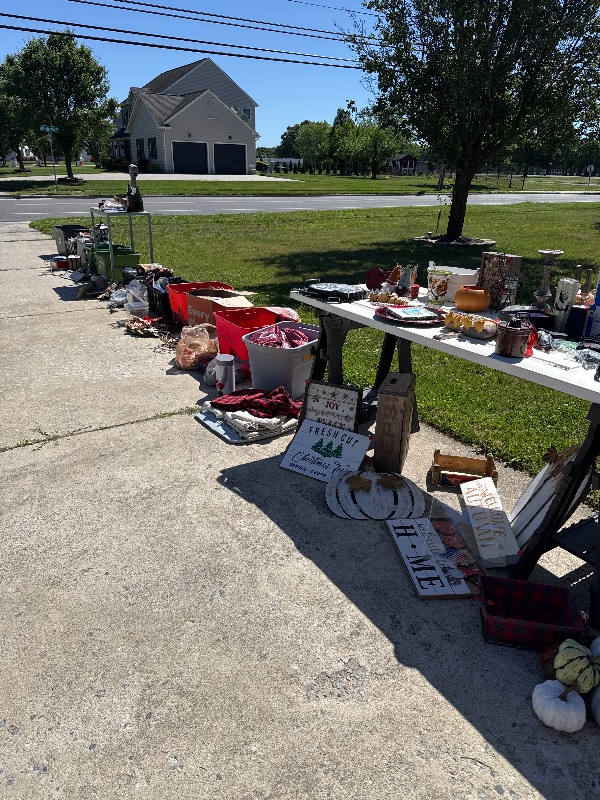 Yard Sale photo
