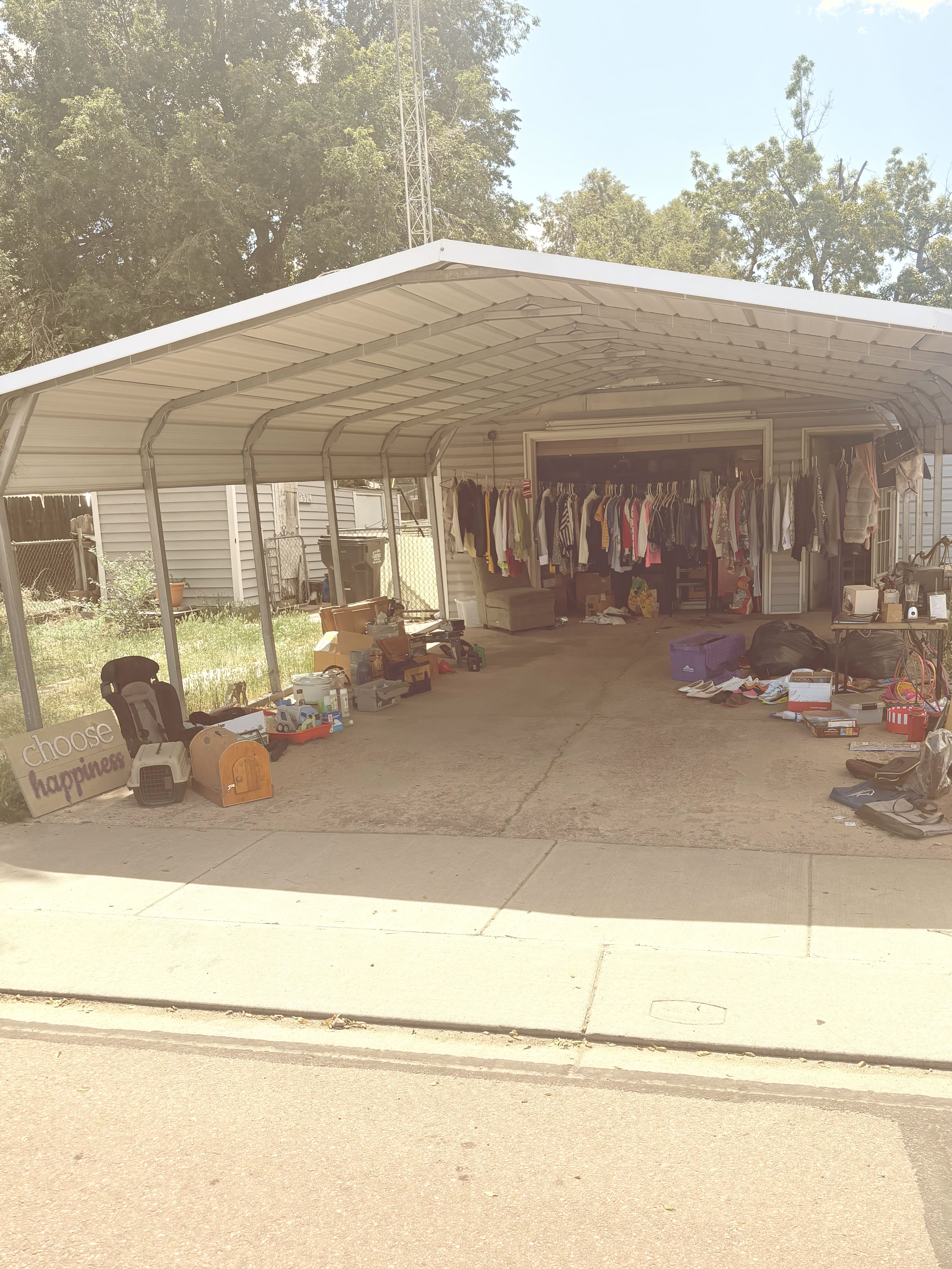 EVERYTHING MUST GO photo