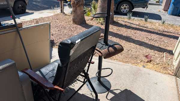 Yard/Garage Sale photo