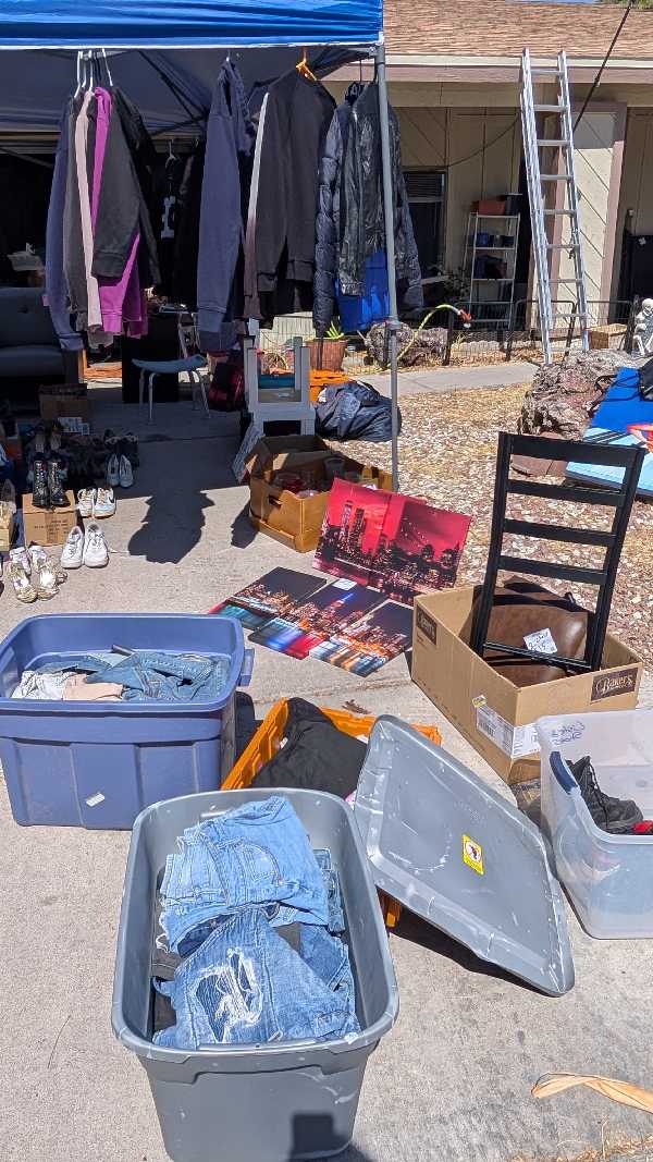 Yard/Garage Sale photo