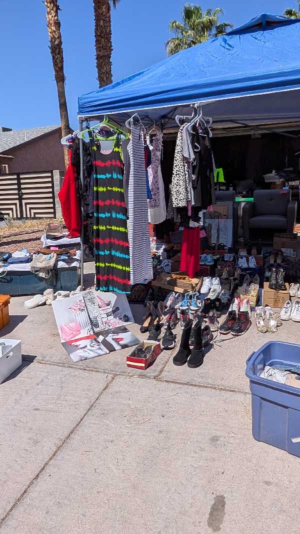 Yard/Garage Sale photo