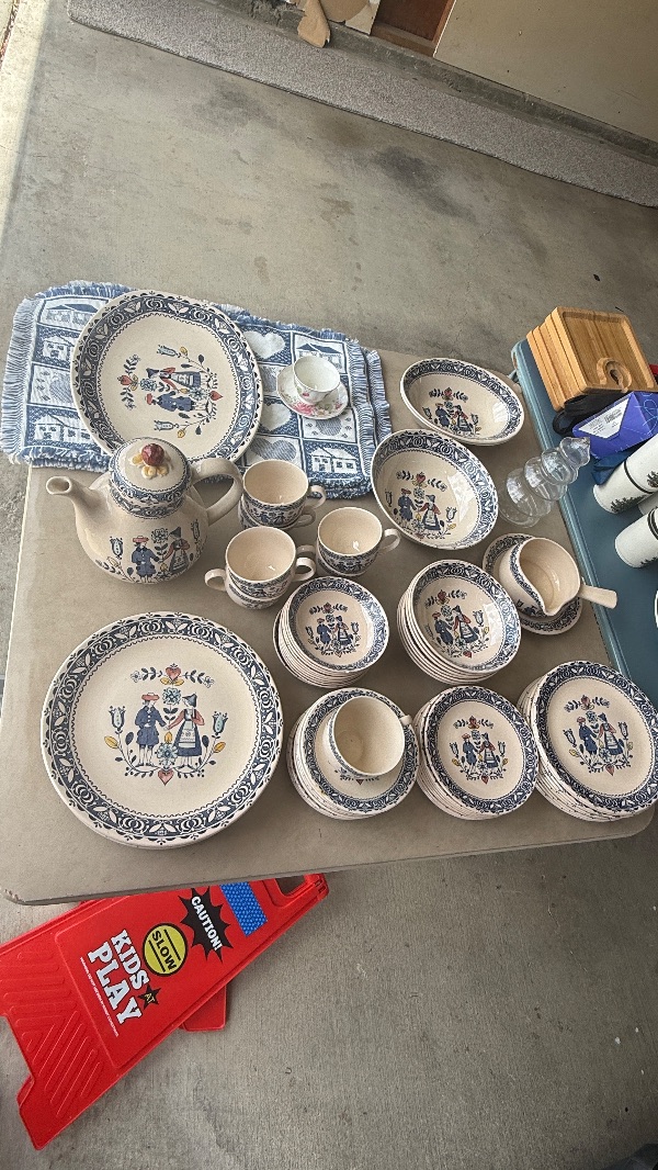 Spring Cleaning Garage Sale – Furniture, Home Goods & More photo