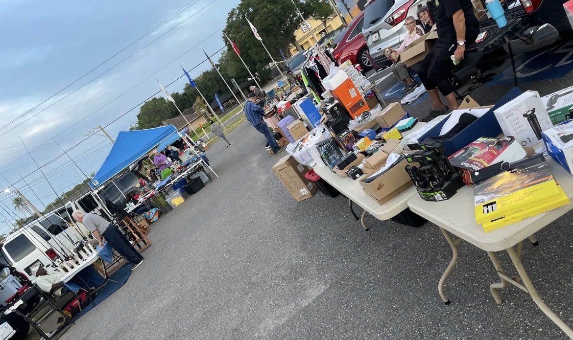 ☀️ FLEAMARKET SUNDAY ☀️ photo
