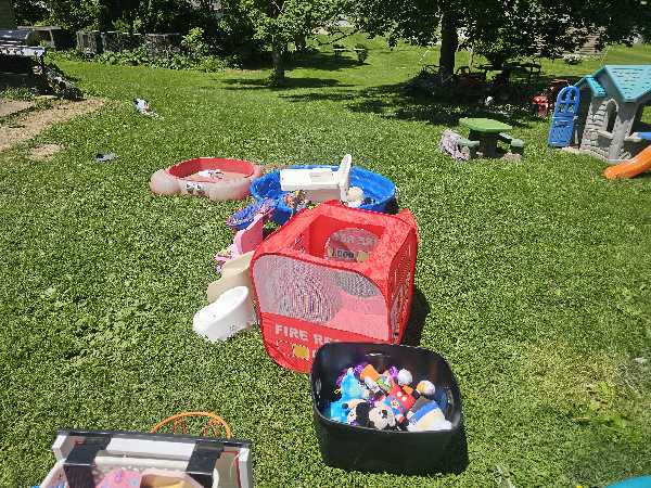 Yard Sale photo