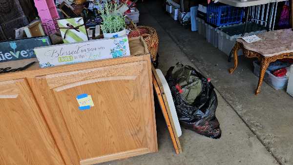 Large Multi-Family Garage Sale photo
