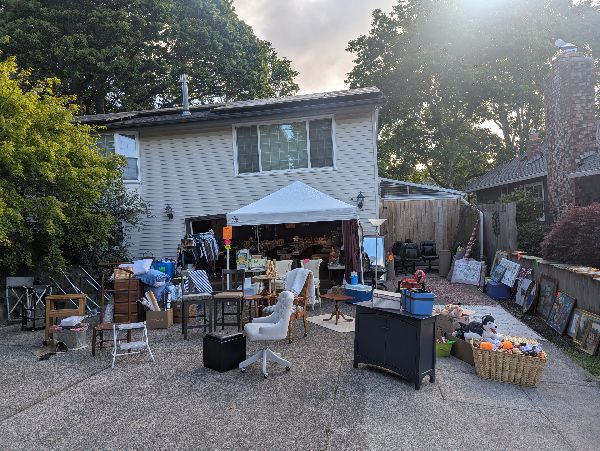 Garage sale photo