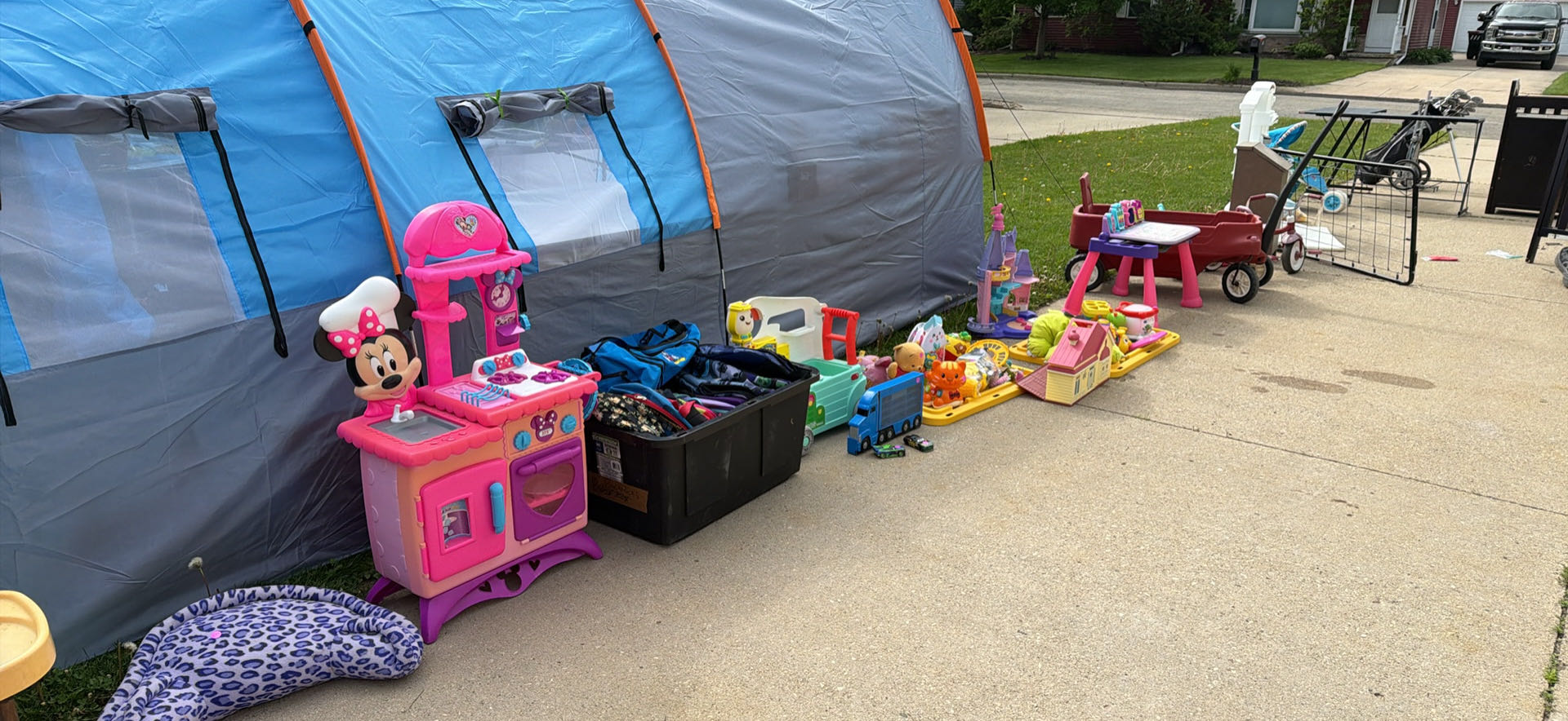 Multi-Family Garage Sale photo