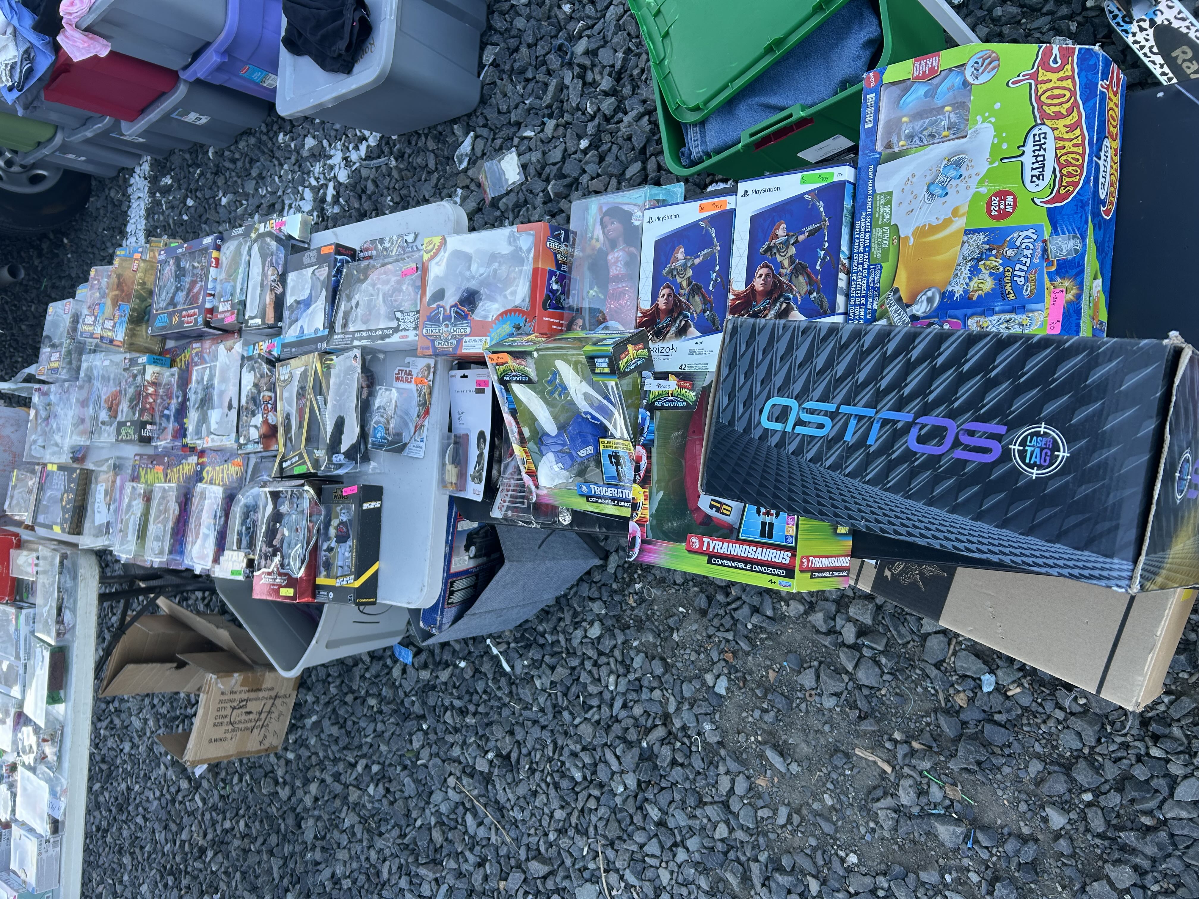 NEEDFUL THINGS photo