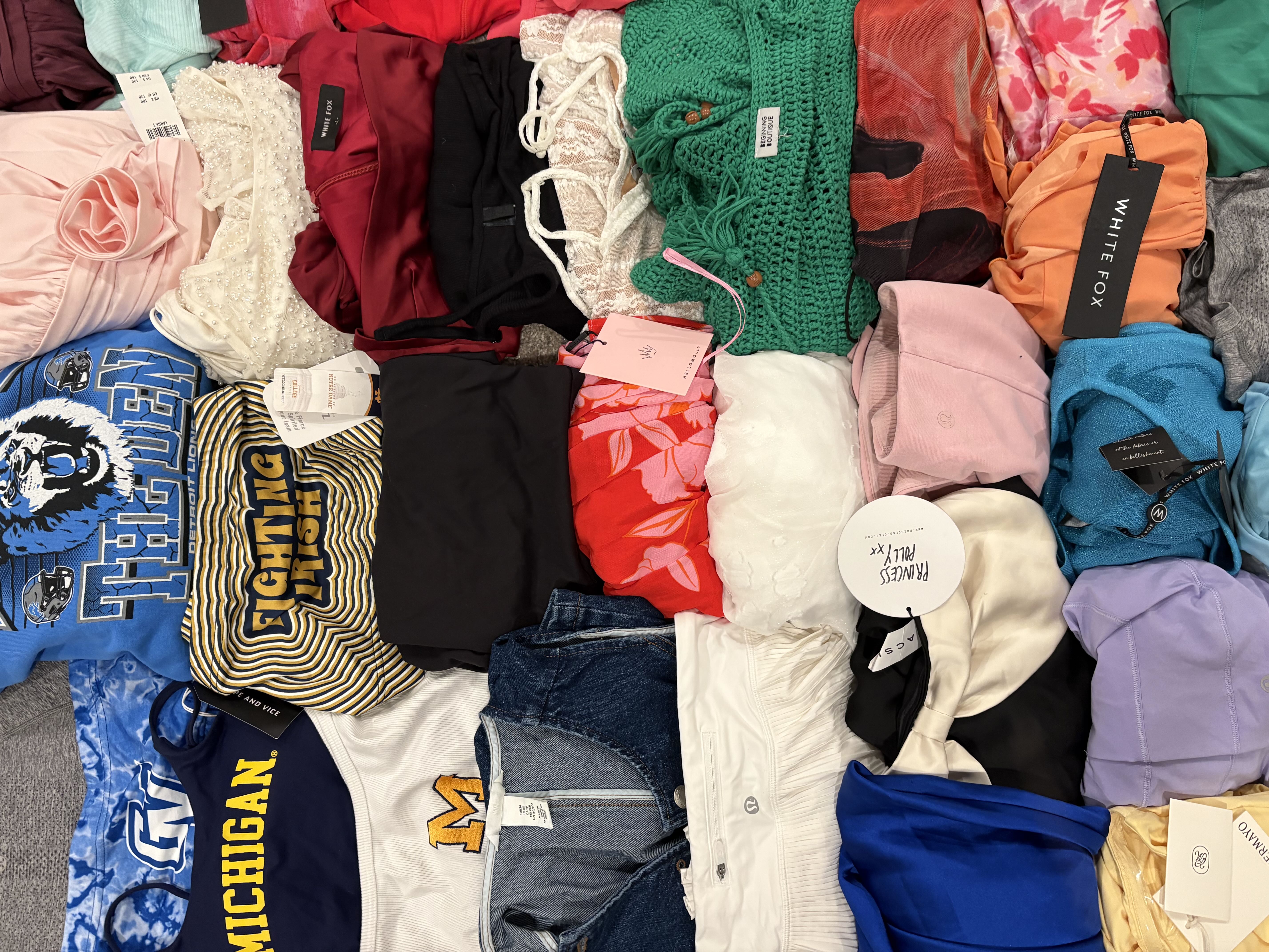 HUGE THRIFT POP UP