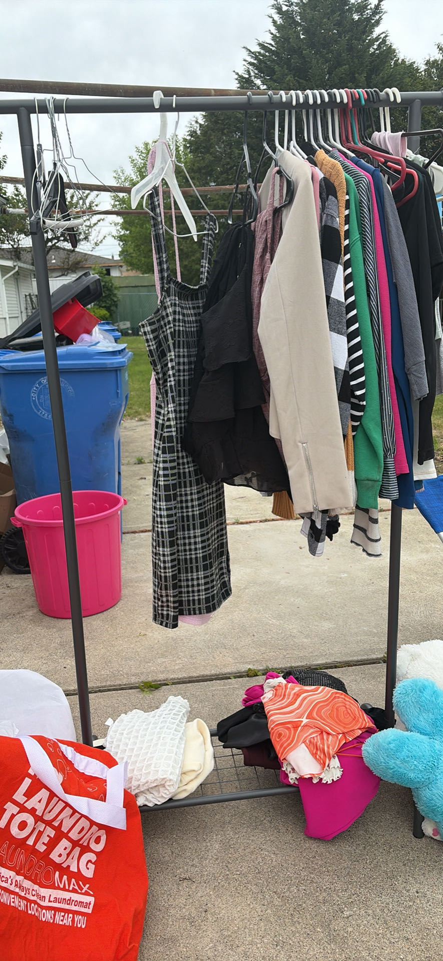 Yard Saleeeee✨ photo