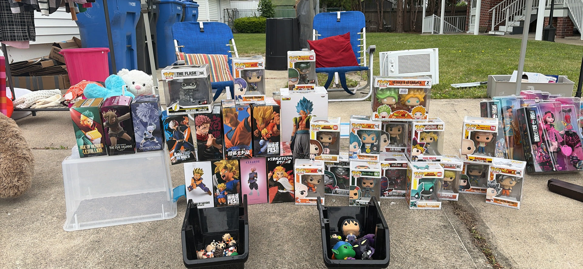 Yard Saleeeee✨ photo