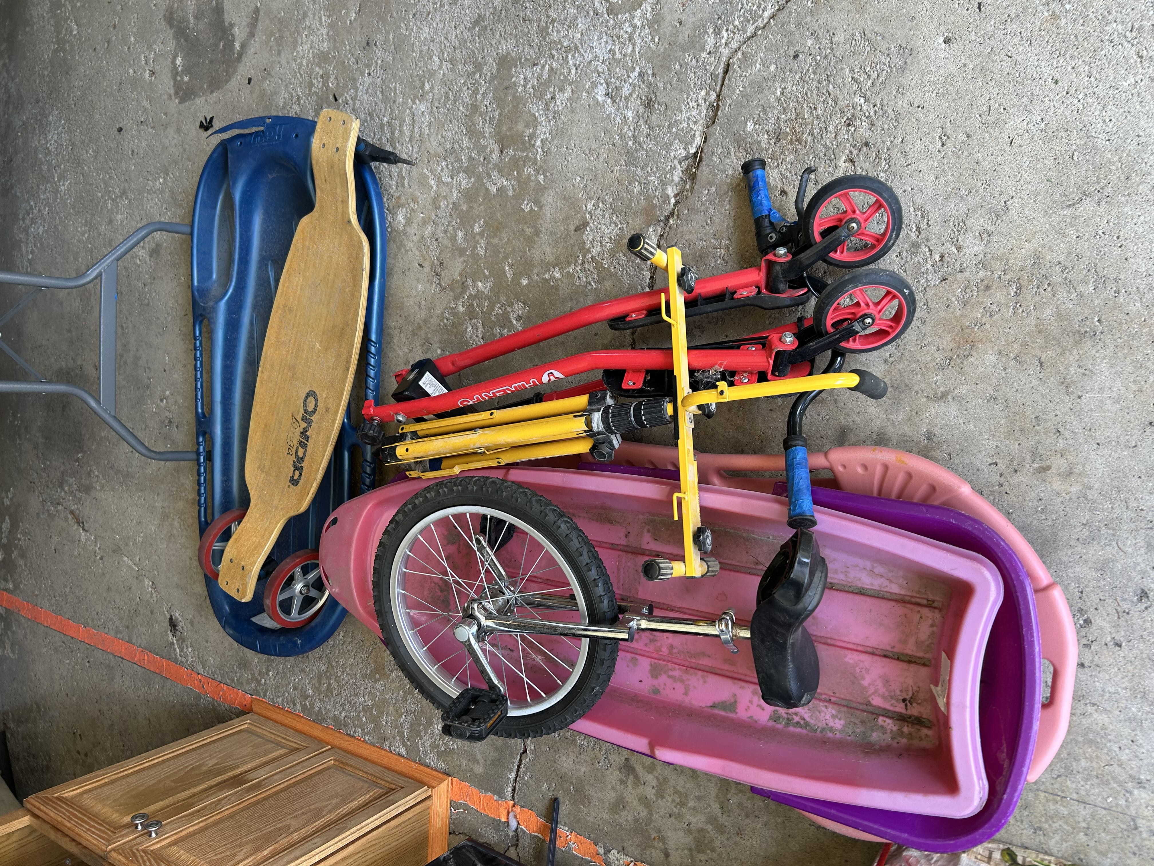 Weekend Yard Sale - Rain or Shine photo
