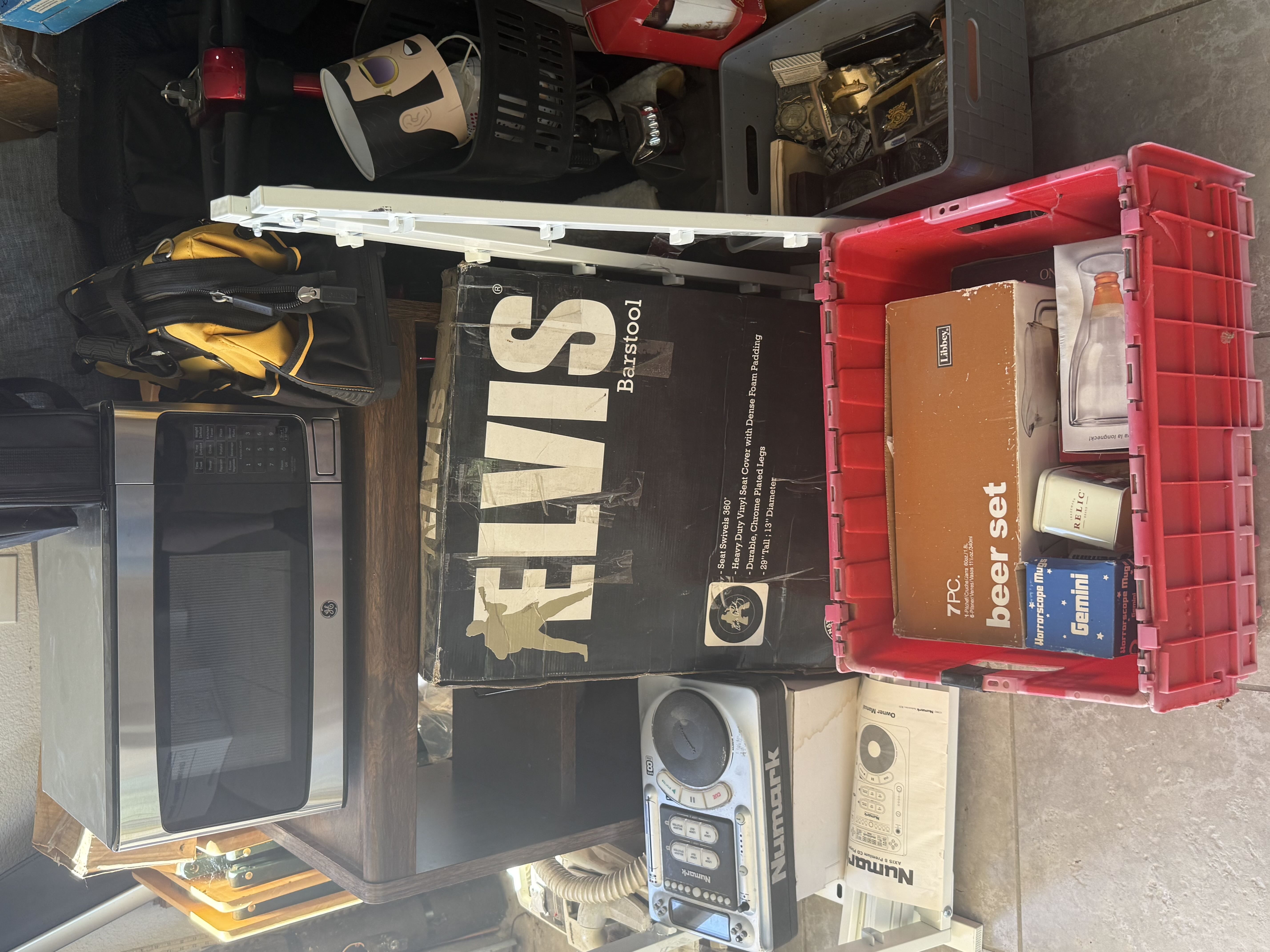 Huge Yard Sale 7AM - 1PM photo