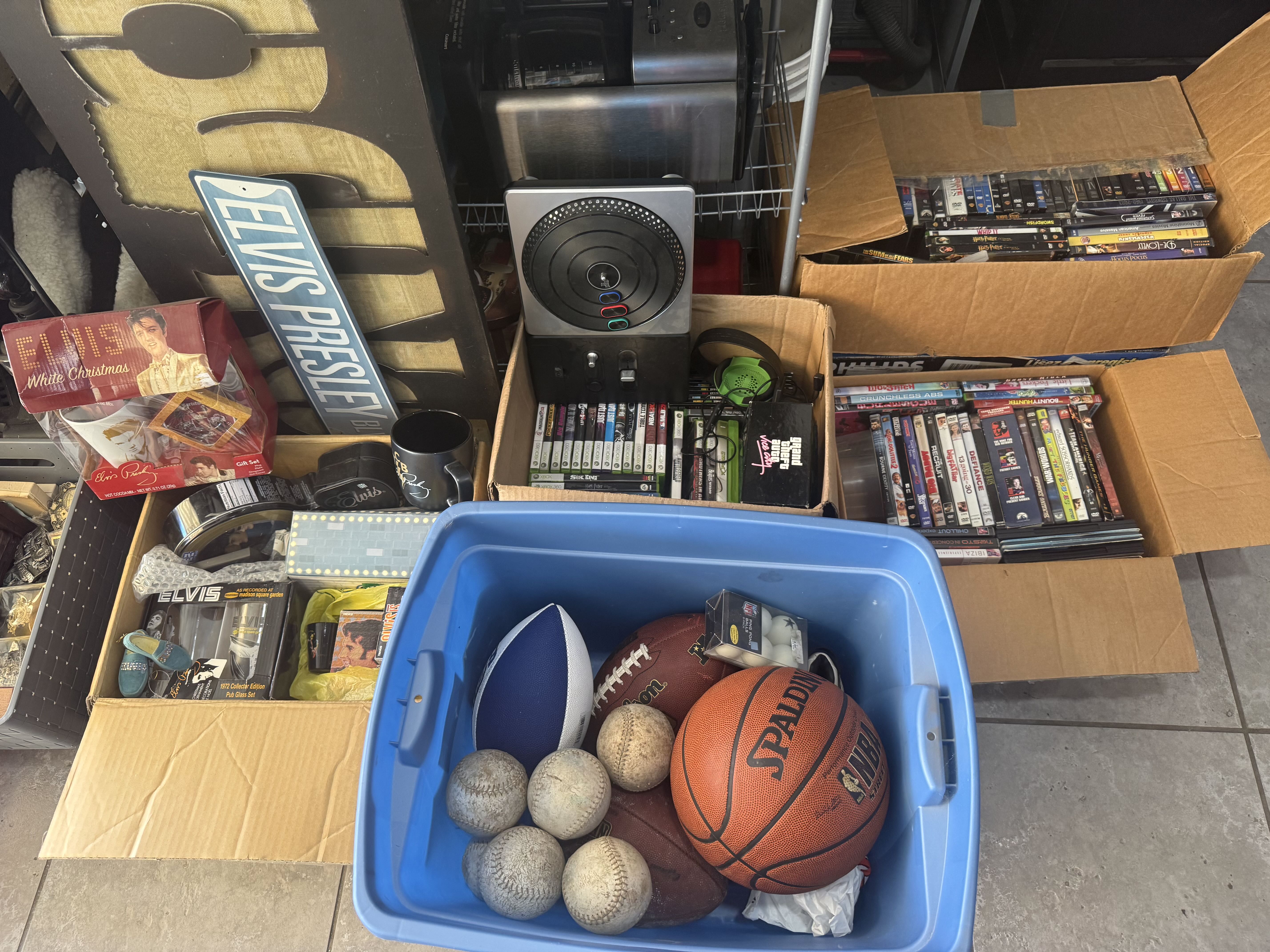 Huge Yard Sale 7AM - 1PM photo