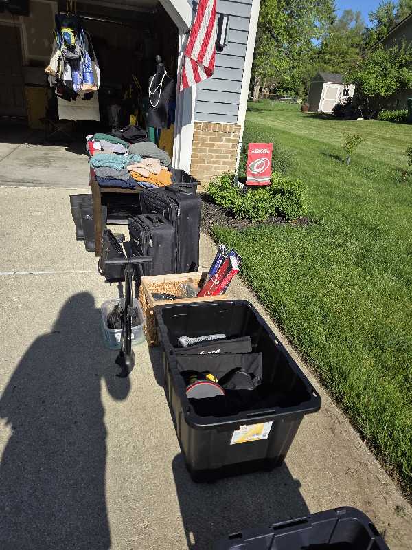 multifamily yard sale photo